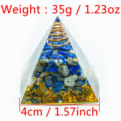 AierCrystal pyramids with gold leaf accents add luxury decor.