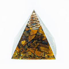 AierCrystal color mixed pyramids on display for vibrant room accents.