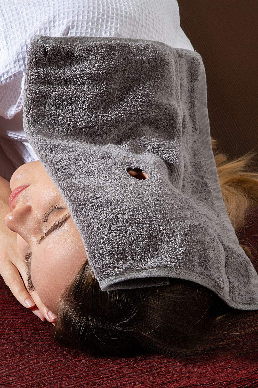 Air Column regular-use towel promotes hygiene and comfort.