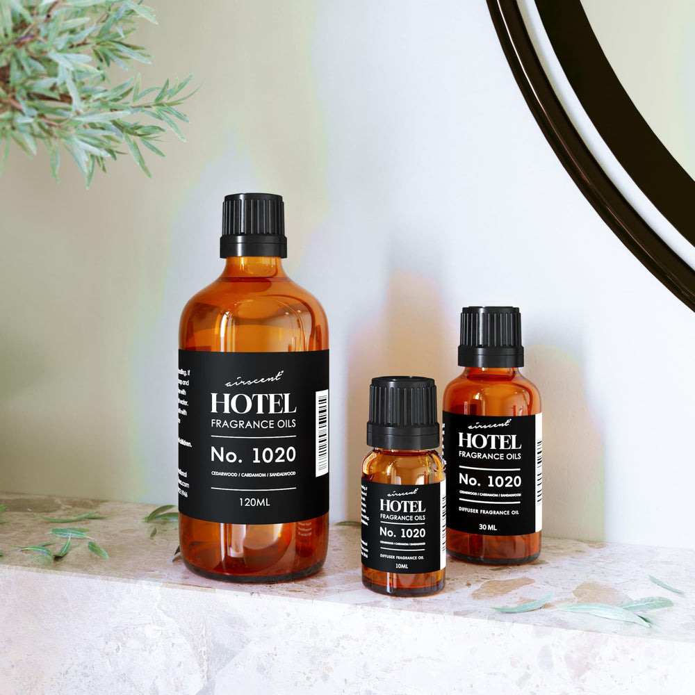 Air-Scent bergamot-cardamom-sandalwood oil for craft projects and scent diffusion.