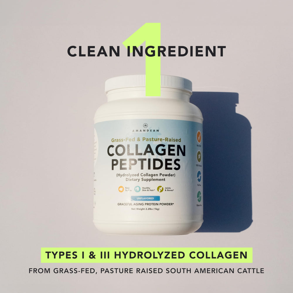 AMANDEAN Collagen Powder dissolving in coffee – blends smoothly for a convenient morning protein boost.
