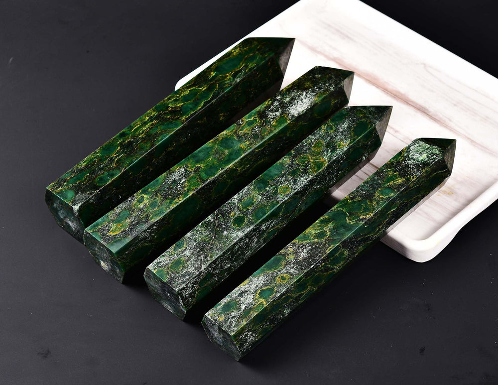 AMOYSTONE emerald-green quartz closeup showing natural texture and color