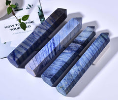 AMOYSTONE meditation-ready crystal creates a tranquil environment for reflection