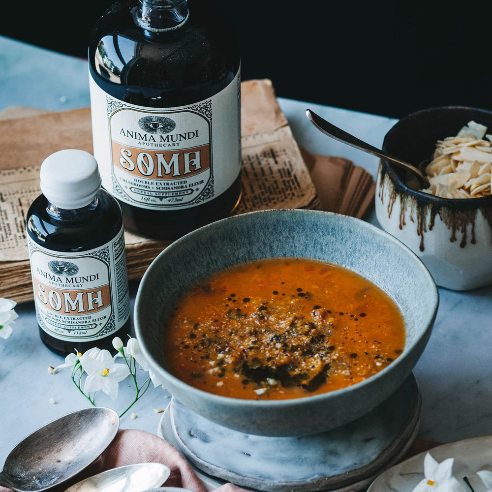 Pouring Soma 7 Mushroom elixir suggests a soothing ritual and daily dose.