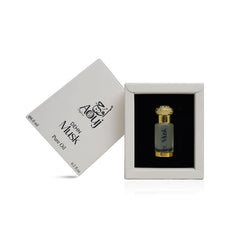 AOUJ Perfumes Dehn label detail highlighting vanilla and amber for elegance