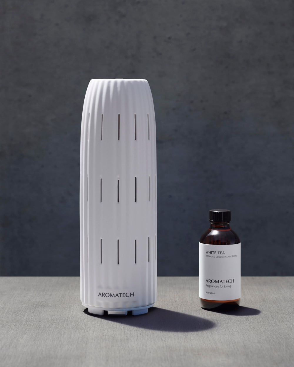 Aromatech White Tea packaging box emphasizes luxury gifting.