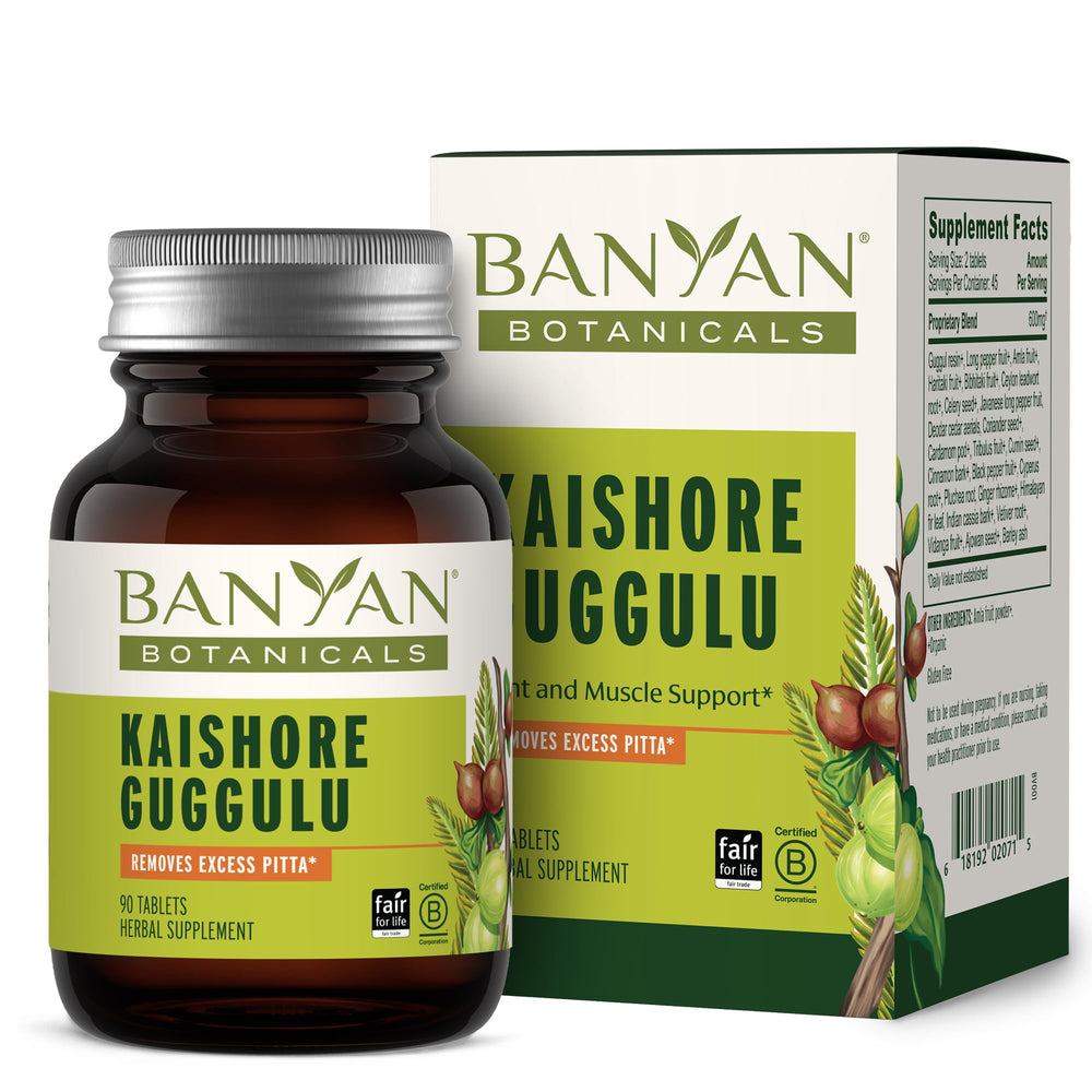 Banyan Kaishore Guggulu bottle label highlighting organic herbs for joint support.