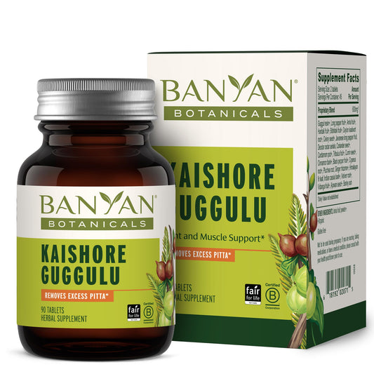 Banyan Kaishore Guggulu bottle label highlighting organic herbs for joint support.