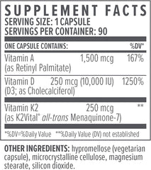 Biote ADK10 capsules with water for easy intake.