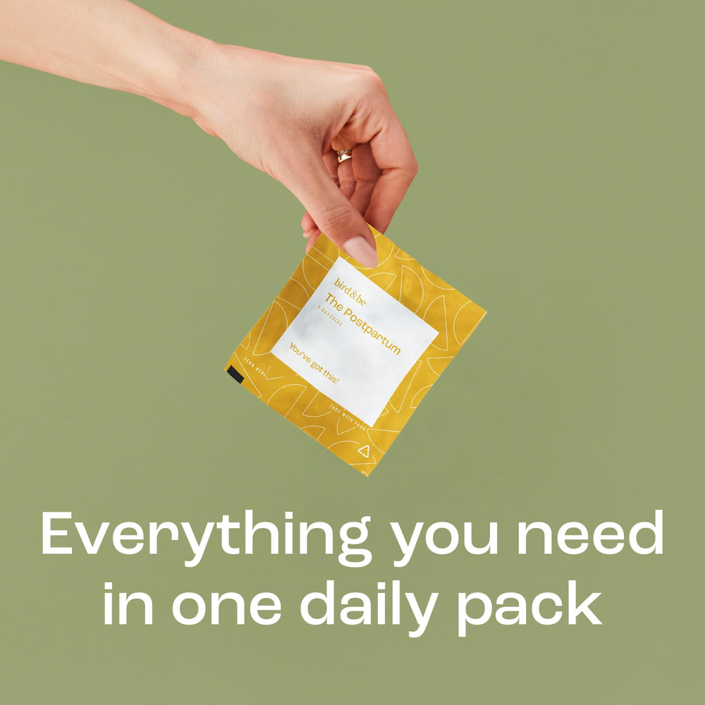 bird&be Postpartum pour action illustrating easy daily consumption.