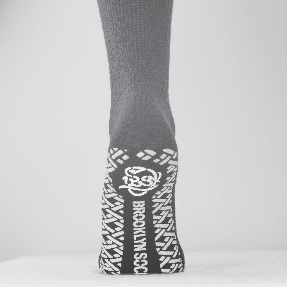 Brooklyn Socks non-binding top diabetic crew socks maintain comfortable fit without constriction.