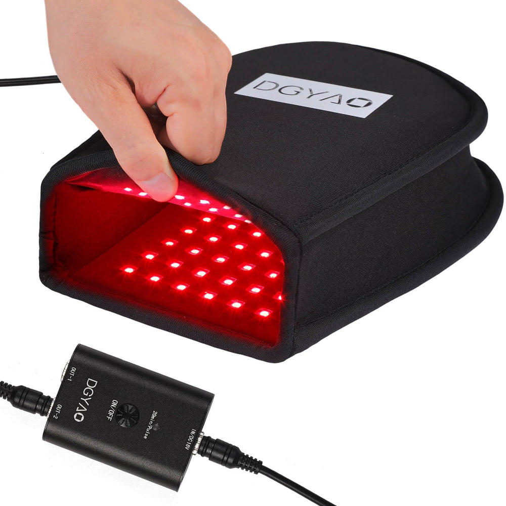 DGYAO red light glove packaged for easy storage and travel.
