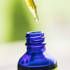 Dr. Rydland's herbal ingredients close-up with Echinacea and astragalus for daily use.