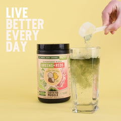 Earth Fed Muscle Probiotic label, supports gut-friendly bacteria.