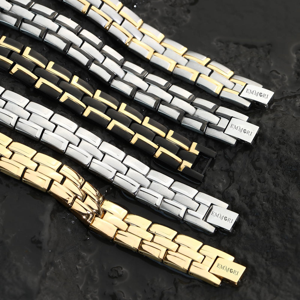Emmori bracelet durability and rust resistance for daily wear.