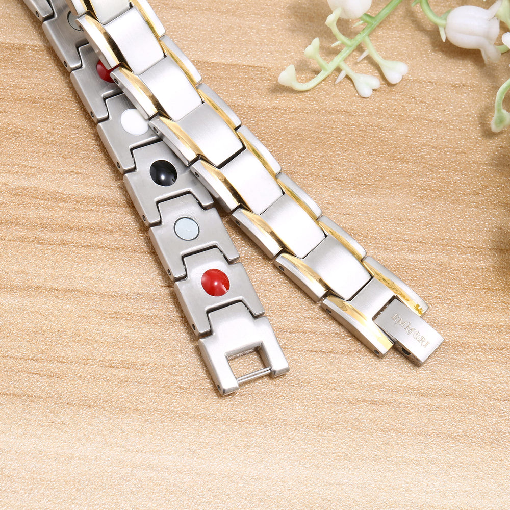 Emmori bracelet designed for 21-5-cm length and comfortable wear