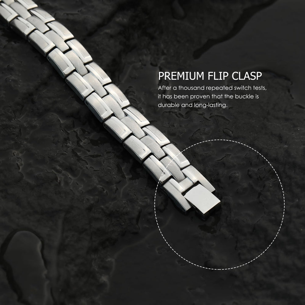 Emmori magnetic bracelet in gift box, ready for gifting.