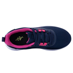ephiza removable insole demonstrates easy cleaning and fast drying.