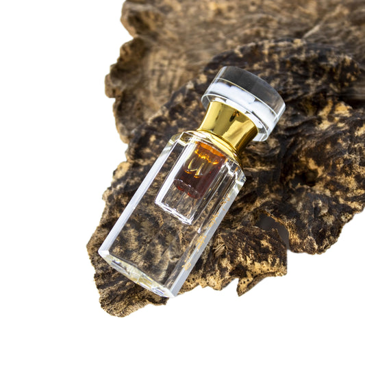 Ercao Bantou-Hainan oud bottle pouring for diffusers and blends