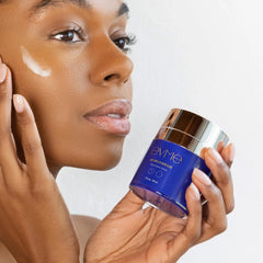 Evme Night Glow Crème sea-buckthorn berries image signals nourishing botanicals for a healthy look.