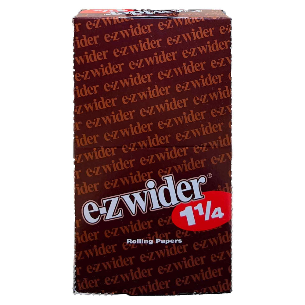 EZ WIDER 1 1/4 REG. 24' grip close-up for comfortable handling.