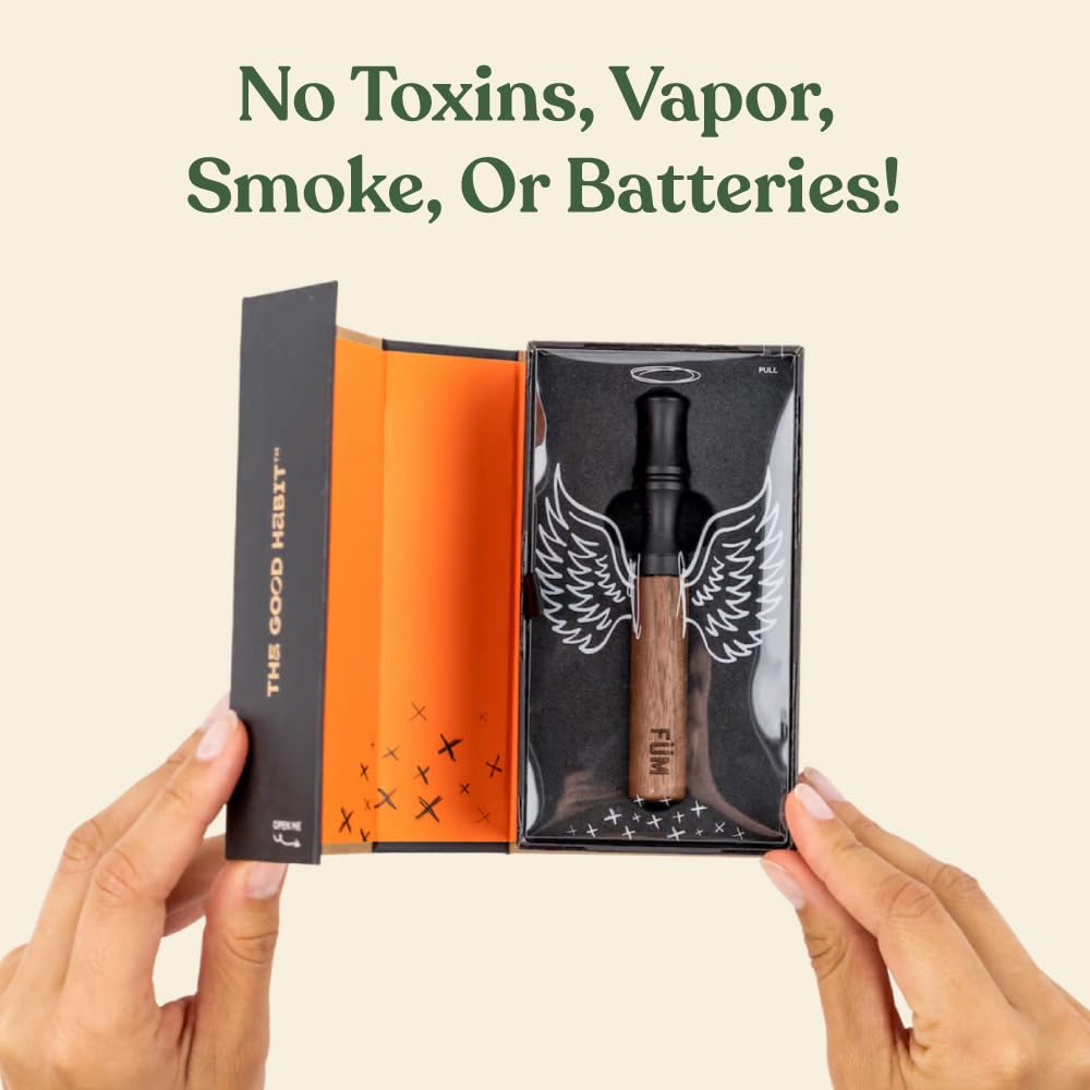 FÜM Solano pocket-size design suits on-the-go use
