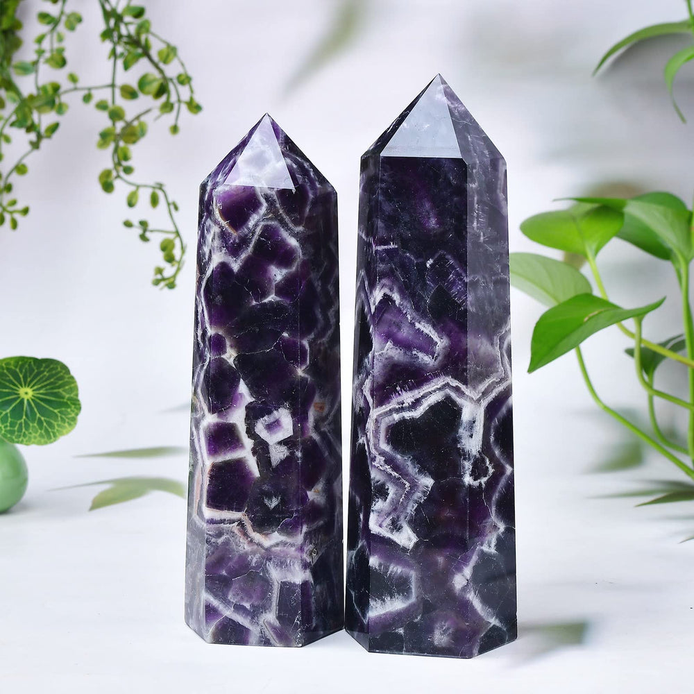 FZBHRO Amethyst wand with lavender tones supports mindful breathing rituals.