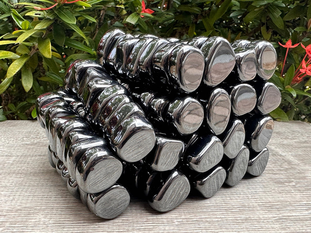 GAF Treasures hematite stones display varied shapes and patterns