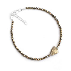 Gempires daily wear image highlighting easy-care and versatility.