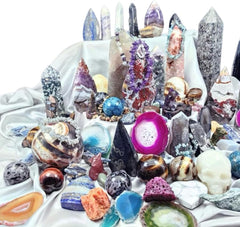 Generic quartz for meditation: enhances calm ambiance and mindful focus.