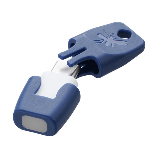 Heat it smartphone-bite-healer on a keychain offers on-the-go itch relief.