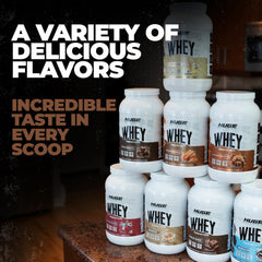 Huge Whey Chocolate Brownie powder image conveys flavor-rich shake experience