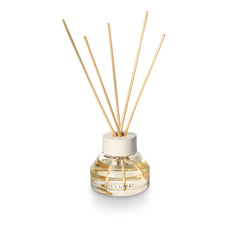 Illume Isla Lily packaging showcases gift-ready presentation and modern design