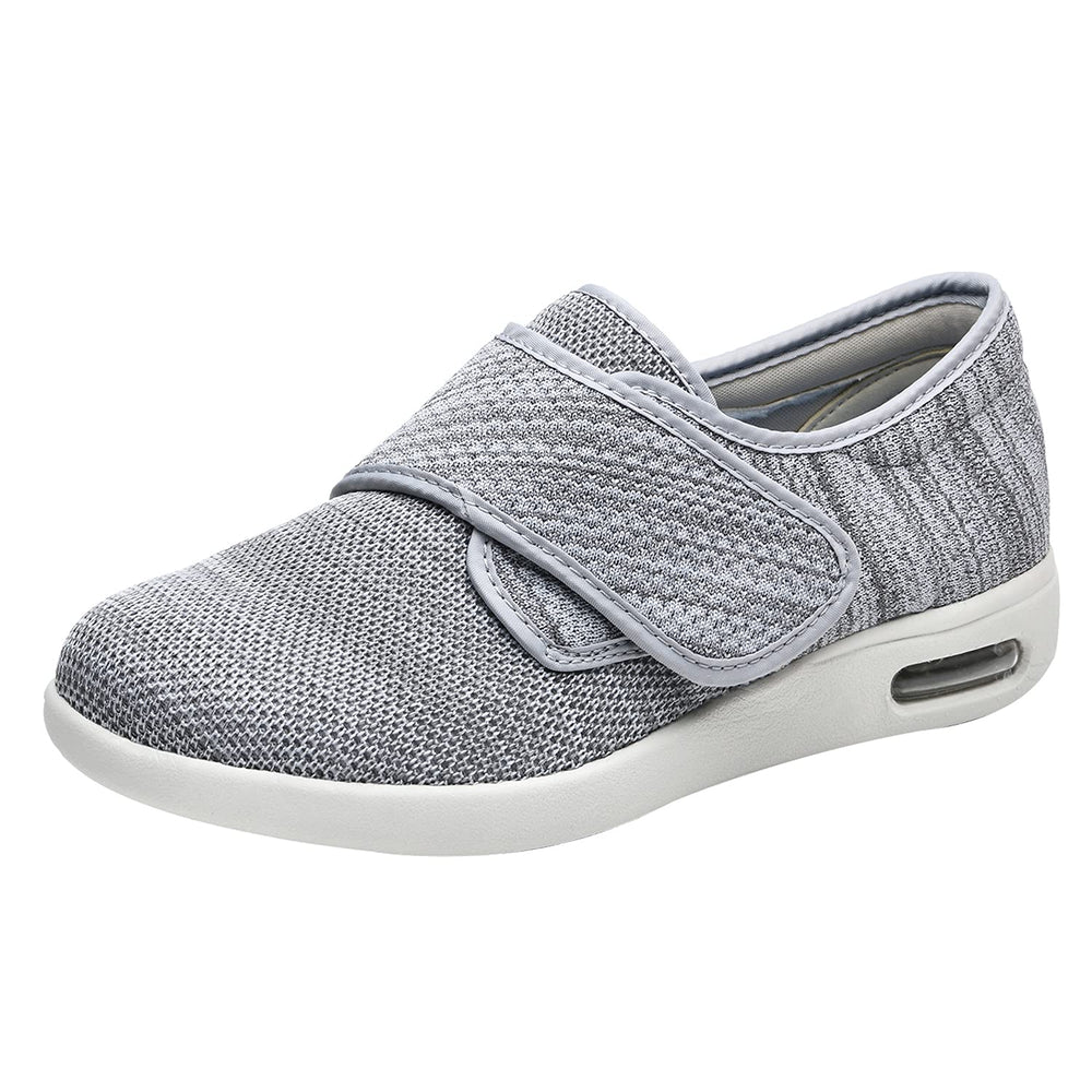 JBTNBX breathable flyweave upper for all-day comfort in wide-width sneakers