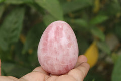 Jet International rose quartz egg gift-ready packaging for loved ones.