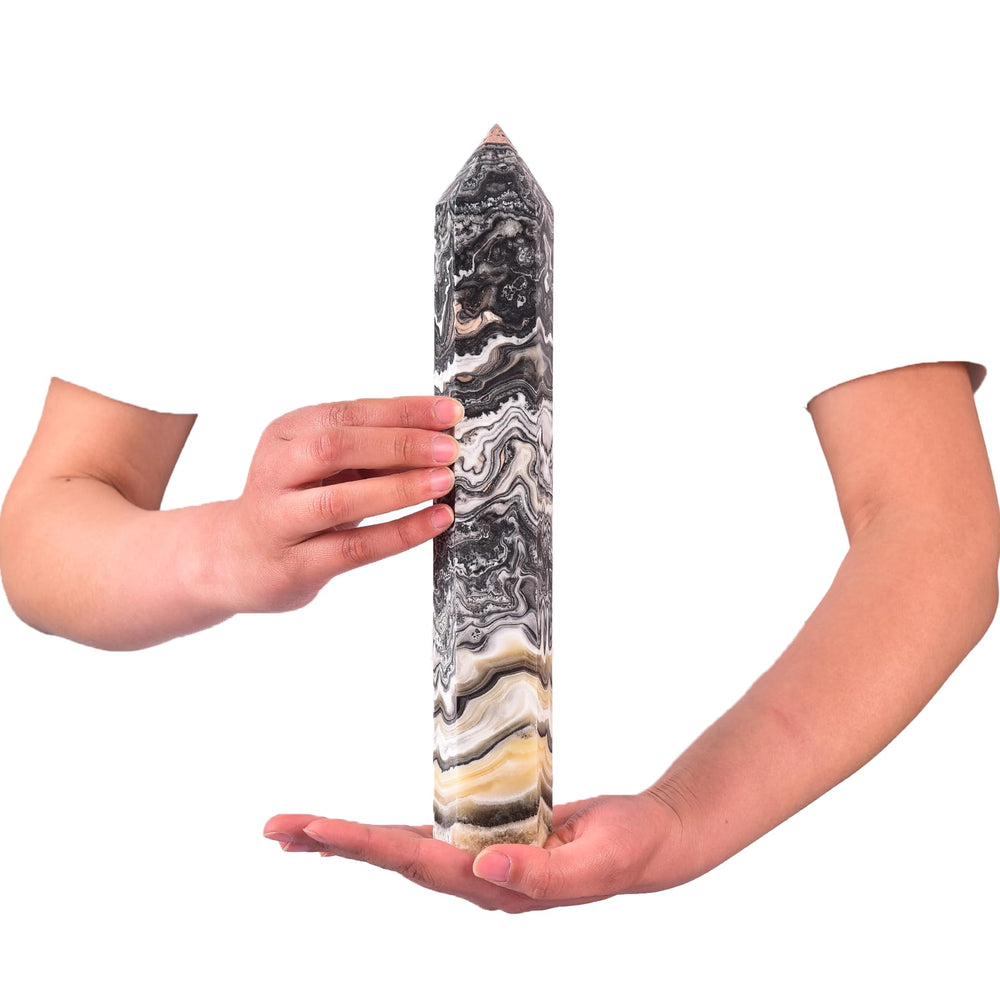 JIC Gem black-yellow calcite crystal point wand enhances chakra focus.