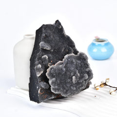 JIC Gem crystal degaussing-ready cluster adds tranquil ambience to any room