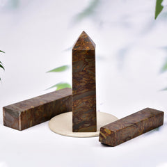 JIC Gem energy-stabilizer tower helps balance activity in busy spaces.