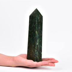 JIC Gem natural emerald quartz tower as centerpiece and decor