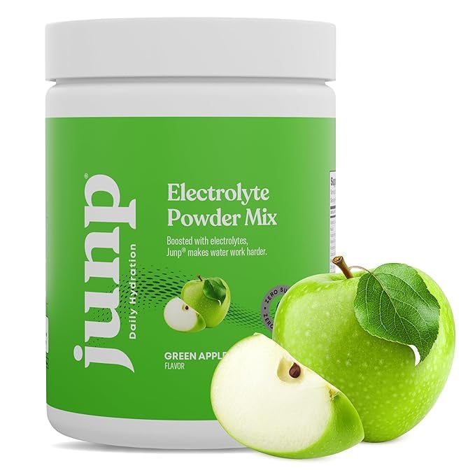 Scoop of JUNP Green Apple electrolytes for easy mixing.
