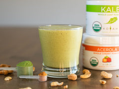 KOYAH Serving scoop shows 500 mg vitamin C per serving.