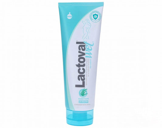 Lactoval Wet bottle for daily intimate cleansing with aloe vera for gentle freshness.