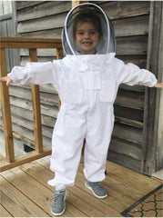 Luwint Kids Beekeeping Suit offers full body coverage against bee stings