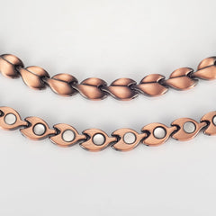 MagSølv brushed finish copper necklace close-up showcases durability and subtle shine