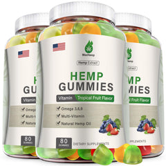 MaxHemp hemp gummies pack image showing a 3-pack for daily sleep and calm support