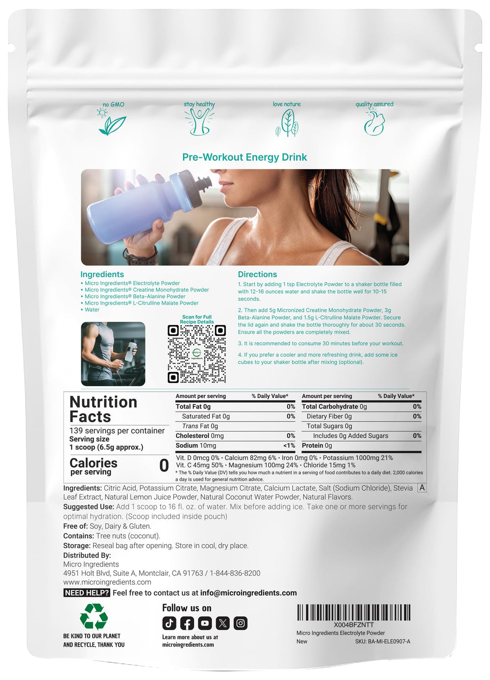 Micro Ingredients Electrolyte Powder scoop-dispersion showing quick, zero-sugar mixing