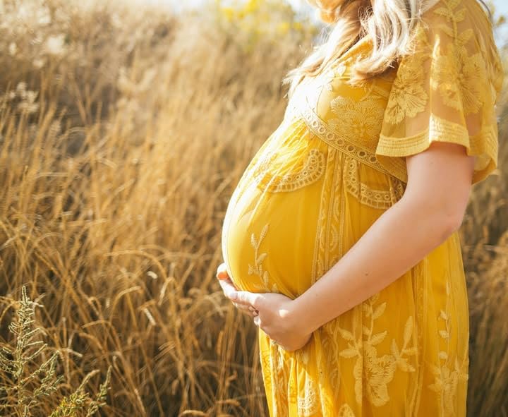 Midwife Made Naturals Happy Birth-Day in-use shot with drops prepared for sublingual use.