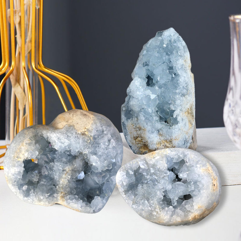 MOGEMT geode cluster enhances living spaces with a delicate sky-blue glow.