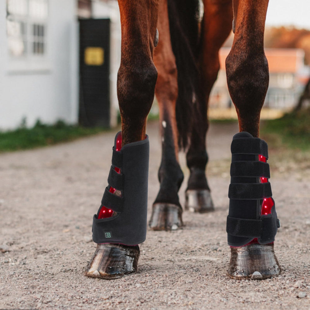 MUMAIS boot 660nm/850nm lights for deeper muscle reach