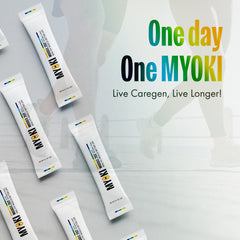 MYOKI powder pouring into water for quick, easy hydration.